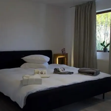 Montagnoli Luxury Villa